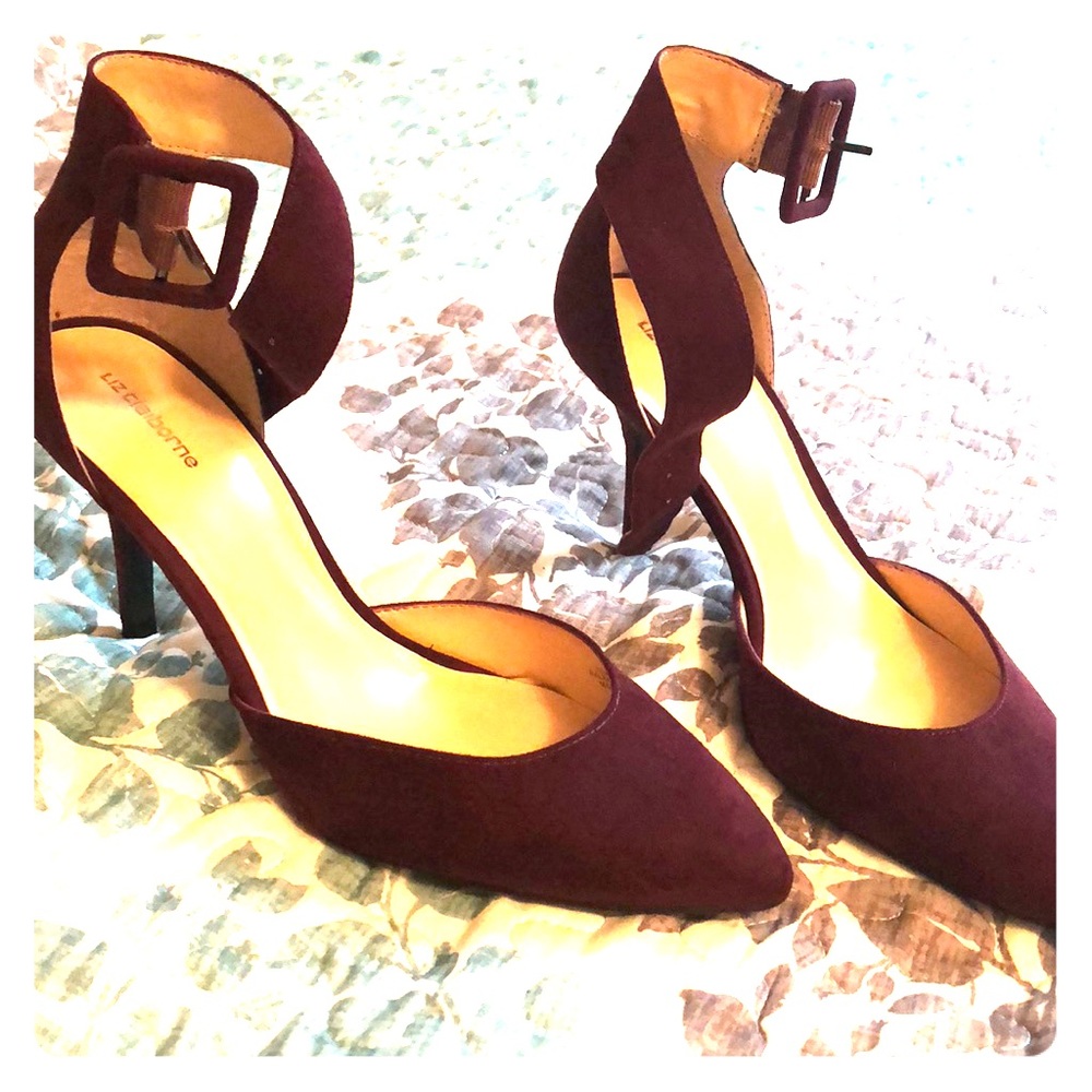 8 1/2 Burgundy Liz Claiborne heels